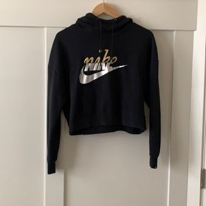 Nike cropped hoodie